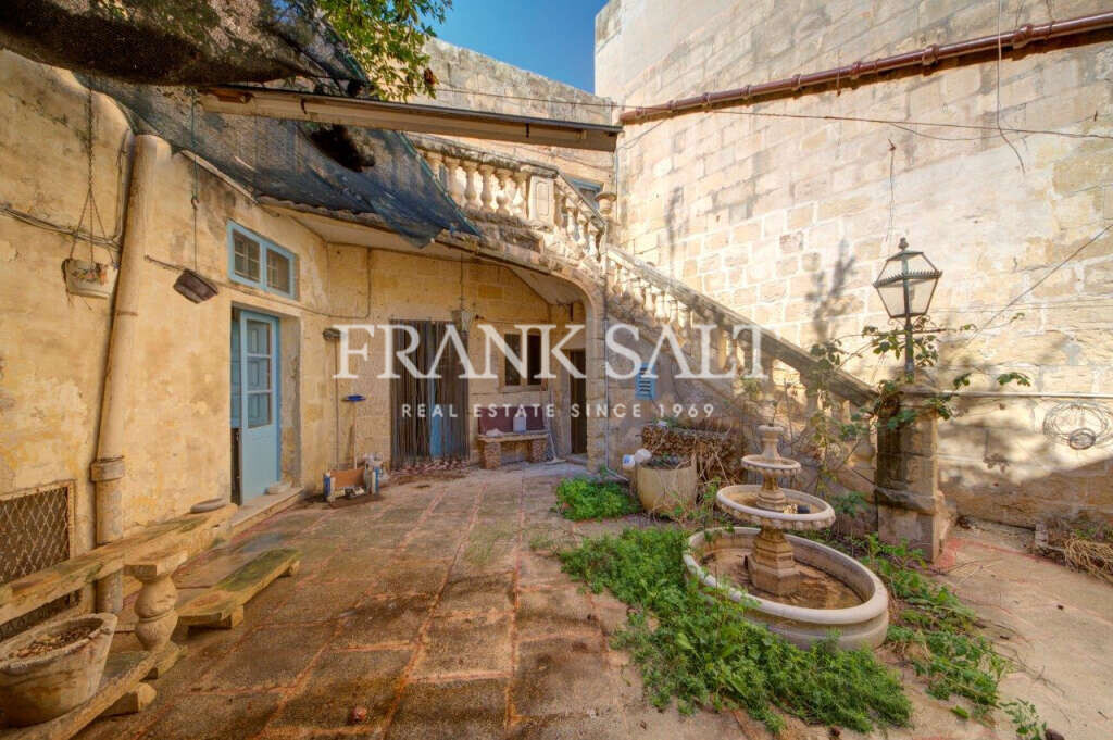 Zebbug, 3 Bedrooms Bedrooms, ,For Sale,FRSA-621289