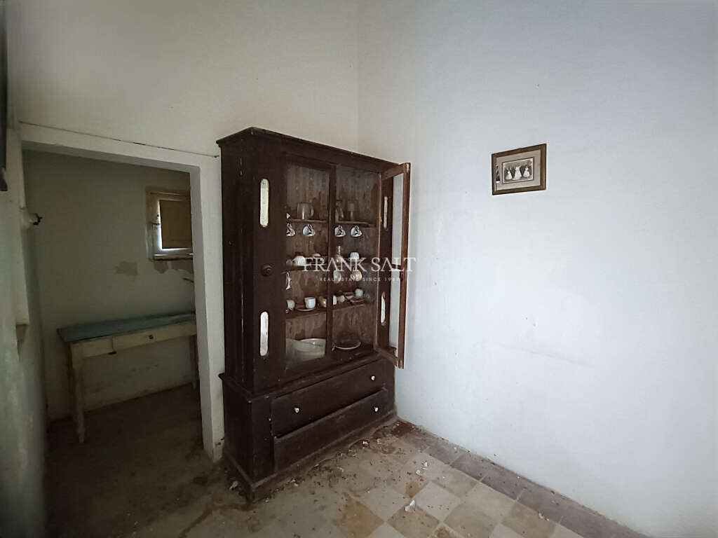 Birzebbugia, 1 Bedroom Bedrooms, ,For Sale,FRSA-428198