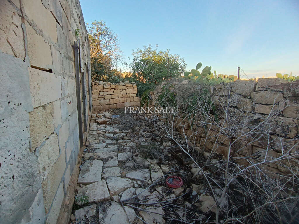 Birzebbugia, 1 Bedroom Bedrooms, ,For Sale,FRSA-428198