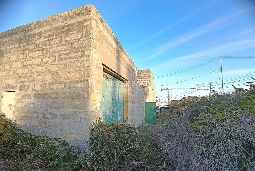 Birzebbugia, 1 Bedroom Bedrooms, ,For Sale,FRSA-428178