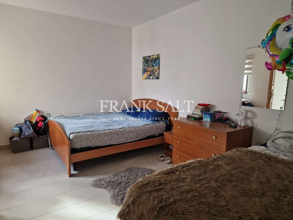 Marsascala, 3 Bedrooms Bedrooms, ,1 BathroomBathrooms,For Sale,FRSA-045734