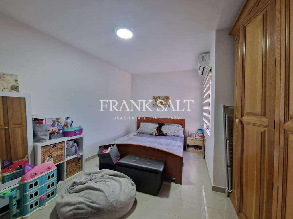 Marsascala, 3 Bedrooms Bedrooms, ,1 BathroomBathrooms,For Sale,FRSA-045734