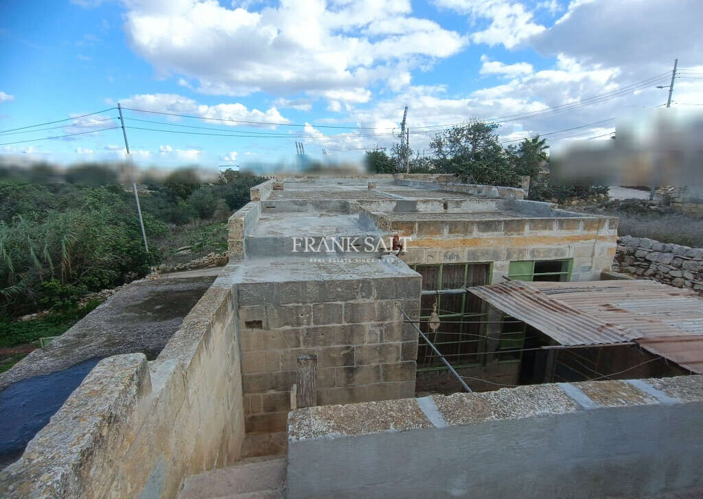 Birzebbugia, 2 Bedrooms Bedrooms, ,1 BathroomBathrooms,For Sale,FRSA-428180