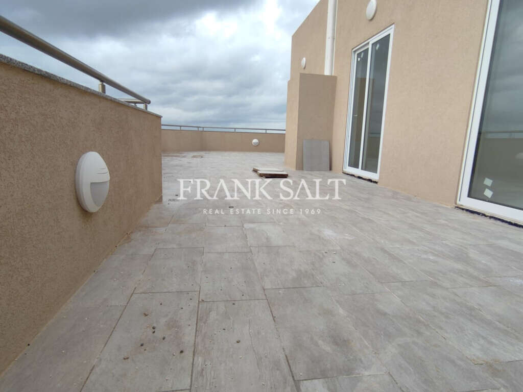 Marsascala, 3 Bedrooms Bedrooms, ,For Sale,FRSA-621206