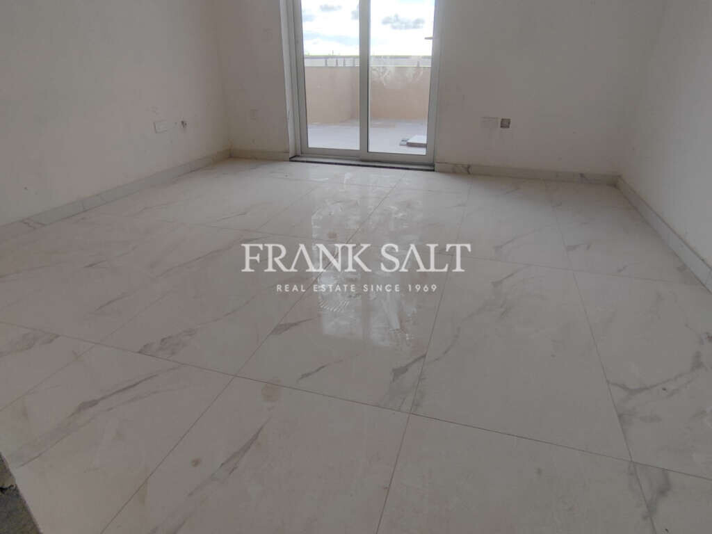 Marsascala, 3 Bedrooms Bedrooms, ,For Sale,FRSA-621206