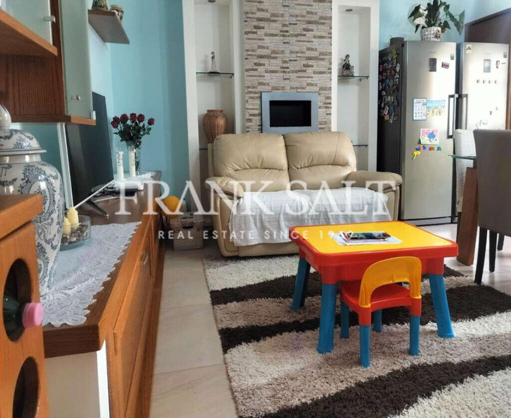 Mellieha, 3 Bedrooms Bedrooms, ,1 BathroomBathrooms,For Sale,FRSA-512097