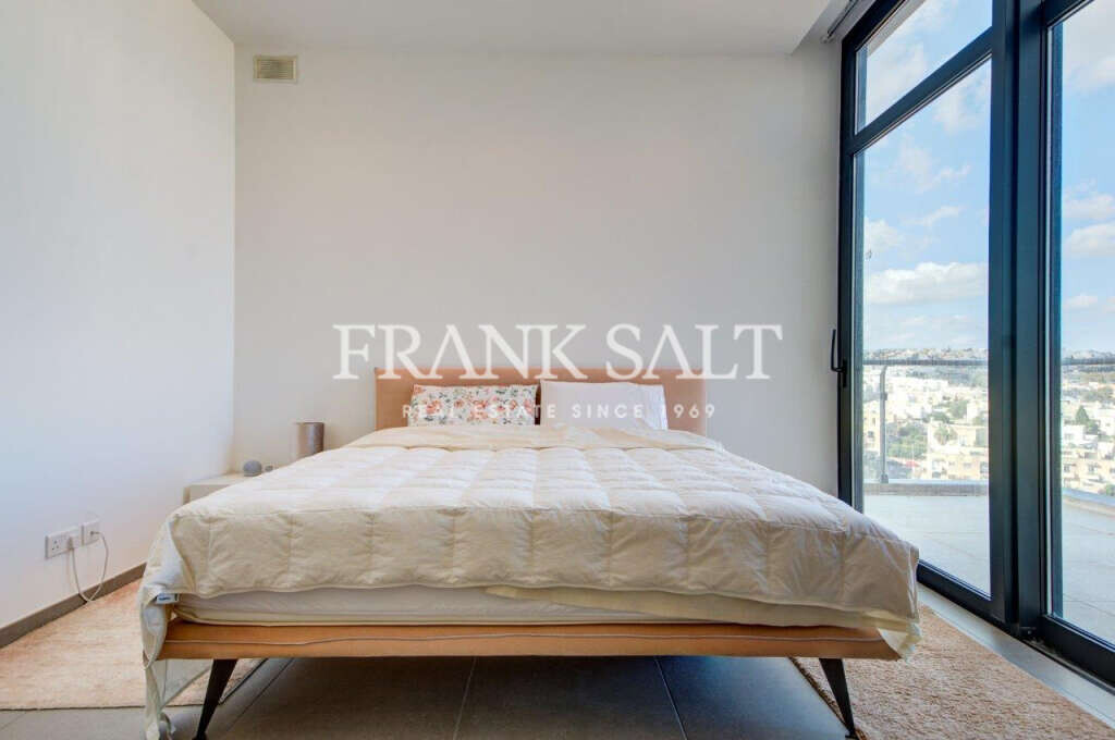 Pender Gardens, 3 Bedrooms Bedrooms, ,1 BathroomBathrooms,For Sale,FRSA-046267