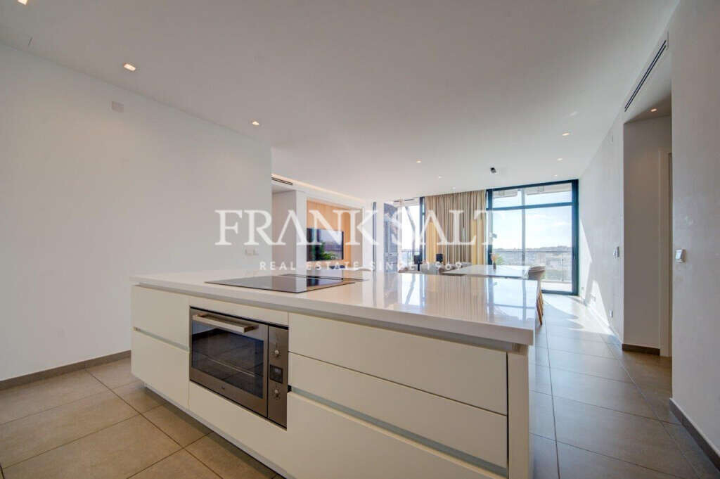 Pender Gardens, 3 Bedrooms Bedrooms, ,1 BathroomBathrooms,For Sale,FRSA-046267