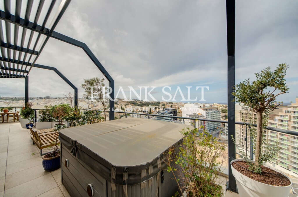 Pender Gardens, 3 Bedrooms Bedrooms, ,1 BathroomBathrooms,For Sale,FRSA-046266