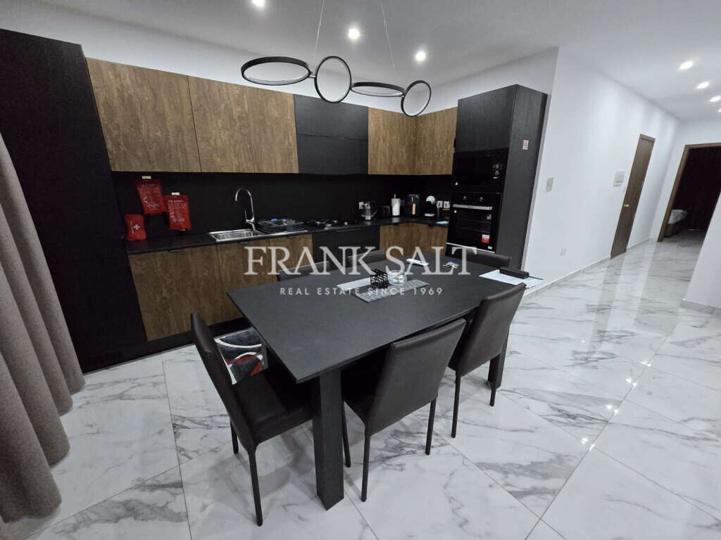 St Pauls Bay, 2 Bedrooms Bedrooms, ,1 BathroomBathrooms,For Sale,FRSA-853355