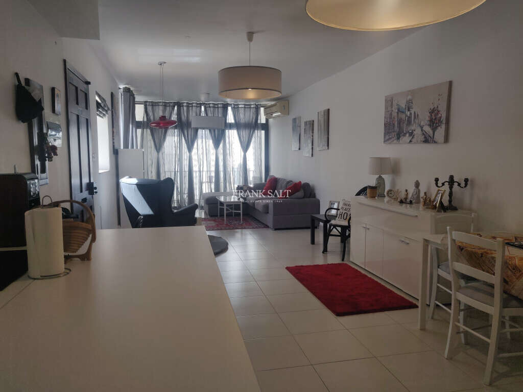 Swieqi, 3 Bedrooms Bedrooms, ,For Sale,FRSA-323746