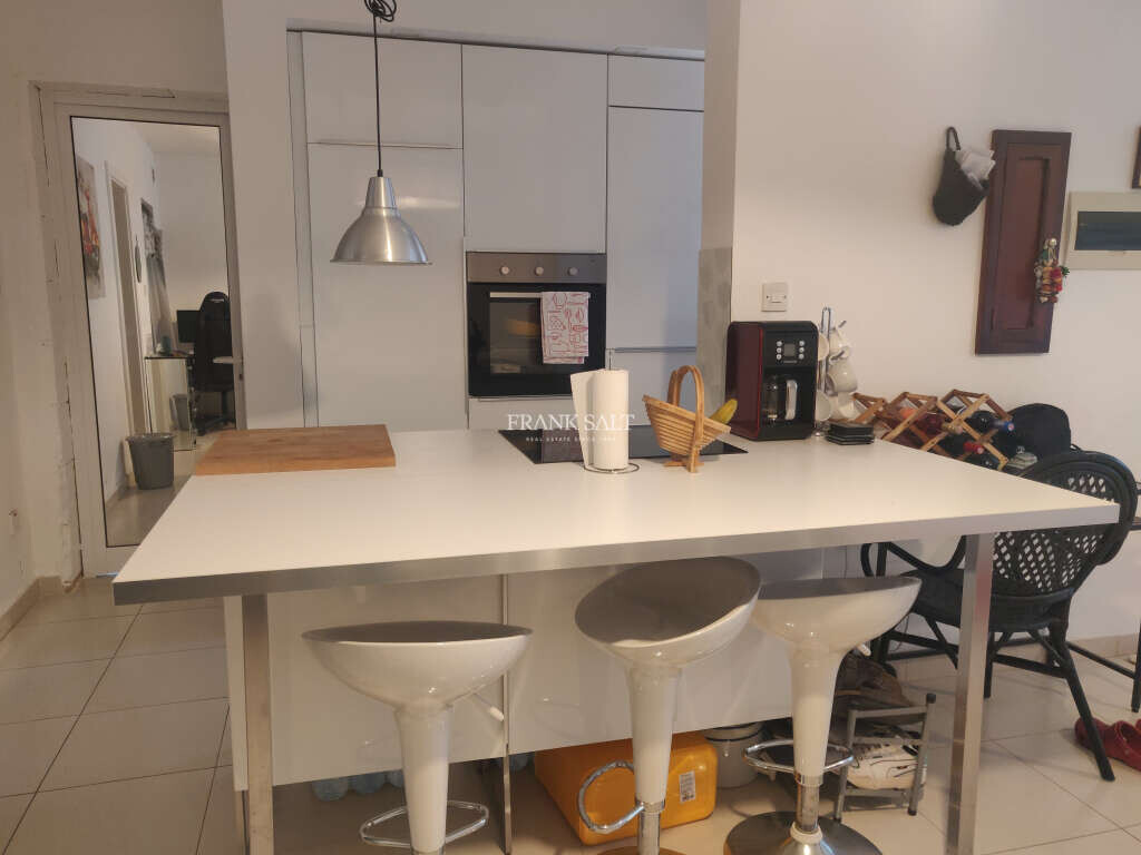 Swieqi, 3 Bedrooms Bedrooms, ,For Sale,FRSA-323746