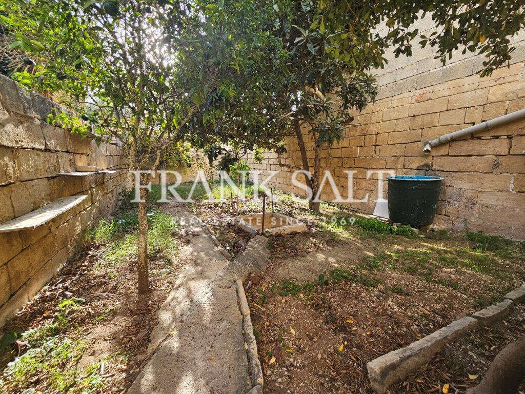 Rabat, 3 Bedrooms Bedrooms, ,1 BathroomBathrooms,For Sale,FRSA-512087