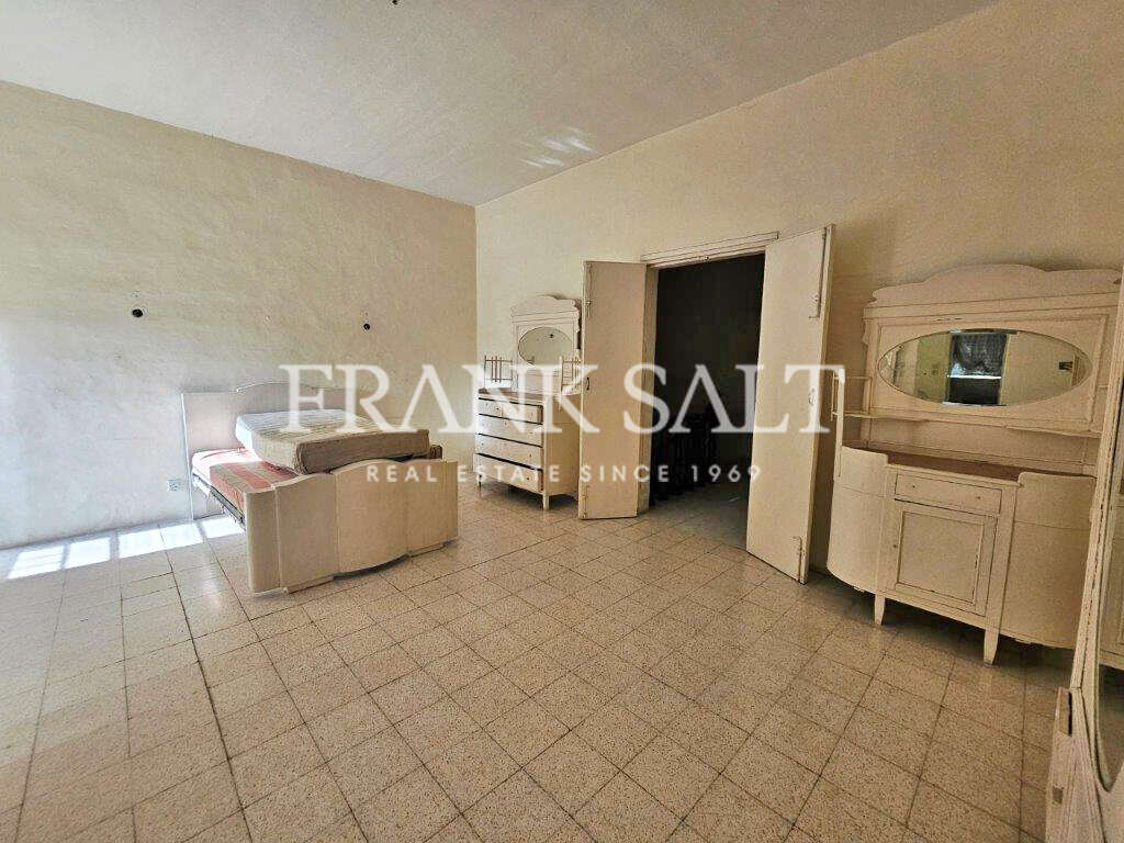 Rabat, 3 Bedrooms Bedrooms, ,1 BathroomBathrooms,For Sale,FRSA-512087