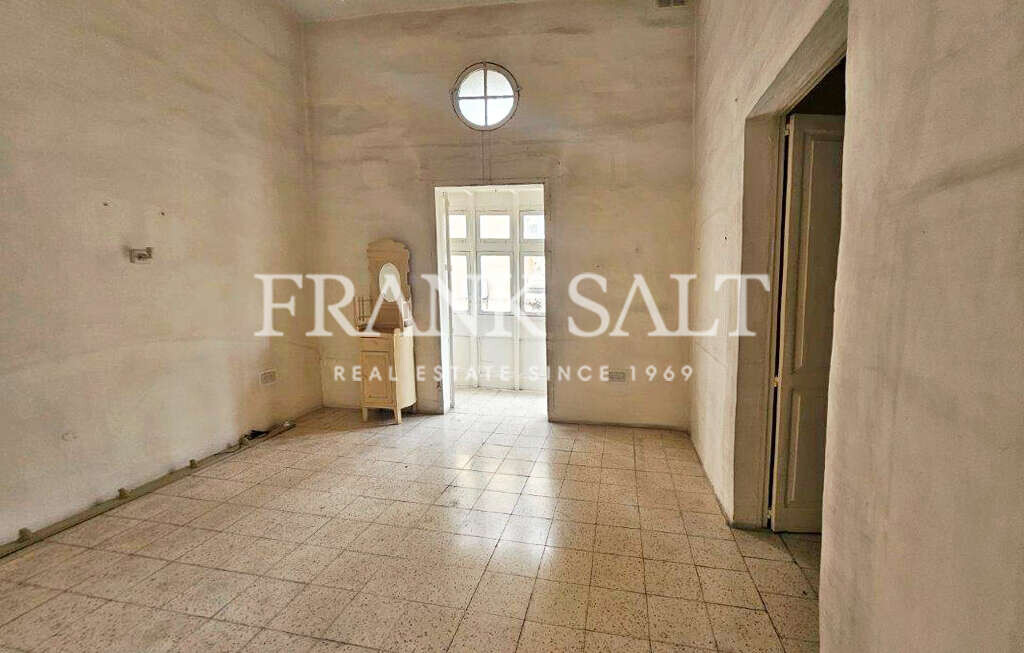 Rabat, 3 Bedrooms Bedrooms, ,1 BathroomBathrooms,For Sale,FRSA-512087