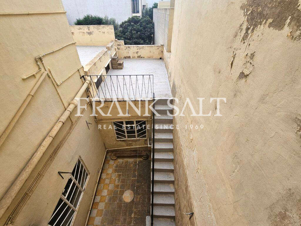 Rabat, 3 Bedrooms Bedrooms, ,1 BathroomBathrooms,For Sale,FRSA-512087