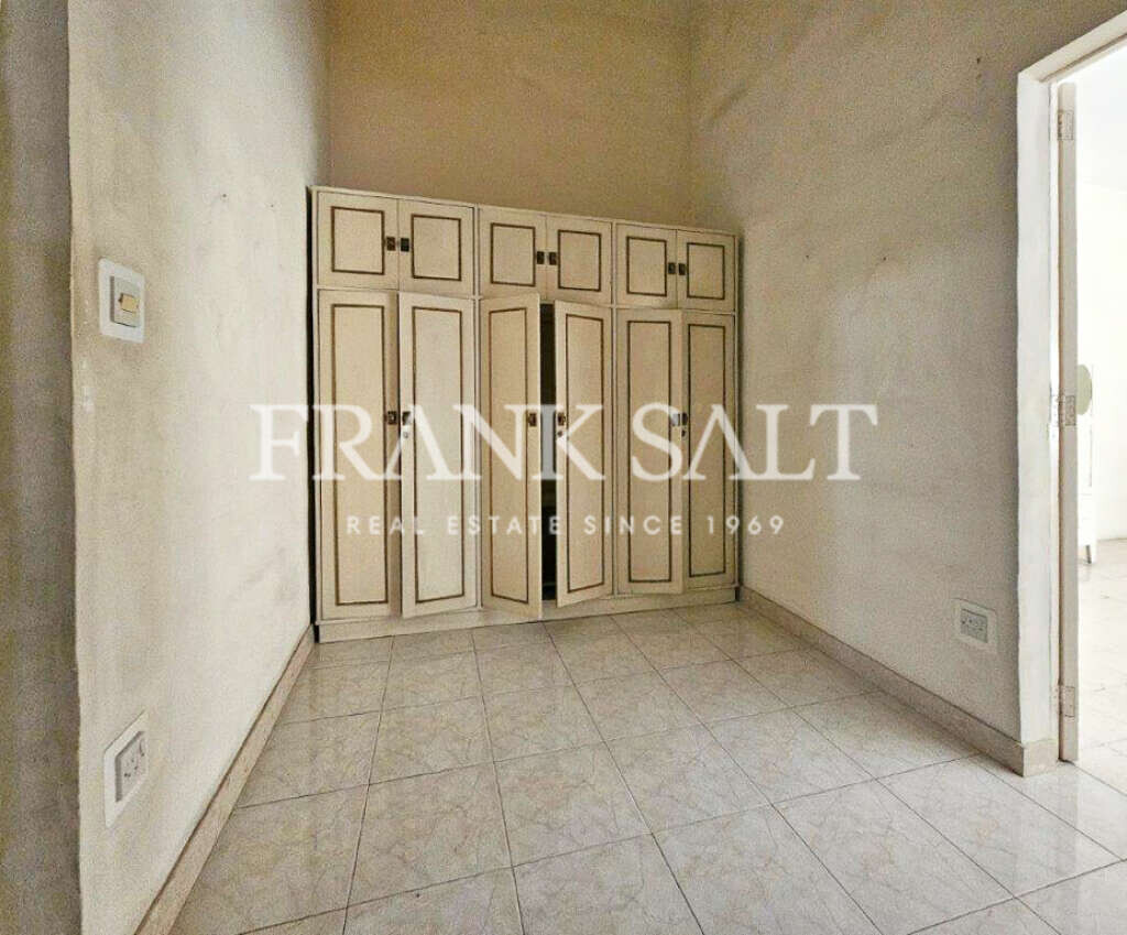 Rabat, 3 Bedrooms Bedrooms, ,1 BathroomBathrooms,For Sale,FRSA-512087