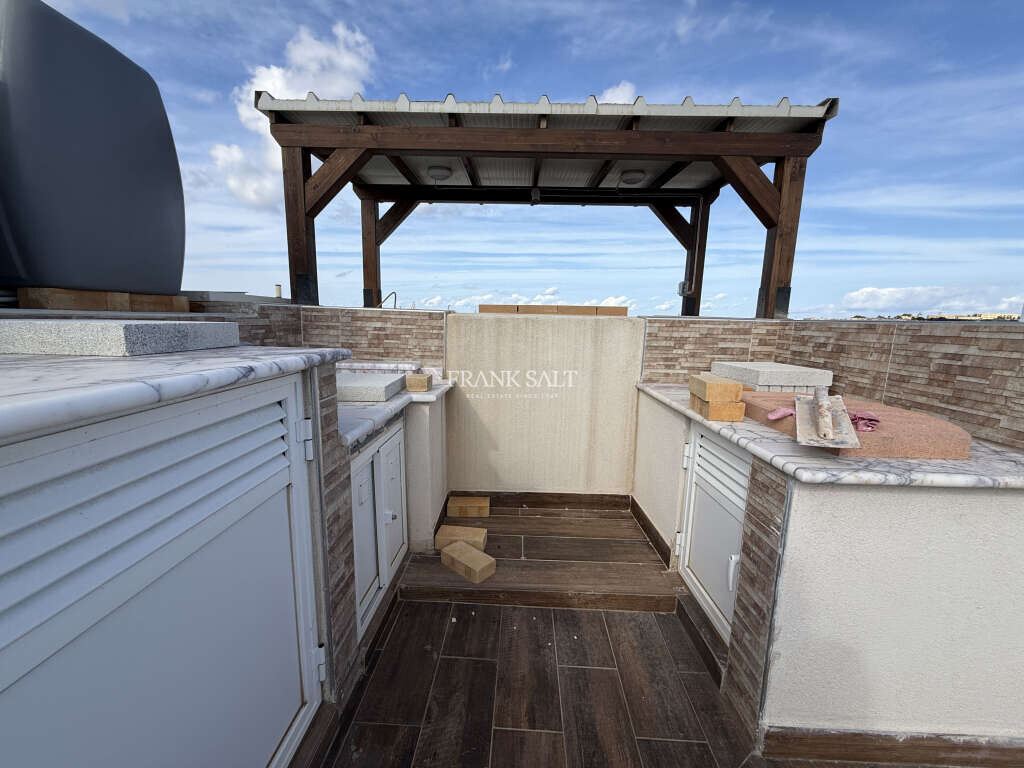 Fgura, 2 Bedrooms Bedrooms, ,2 BathroomsBathrooms,For Sale,FRSA-428142