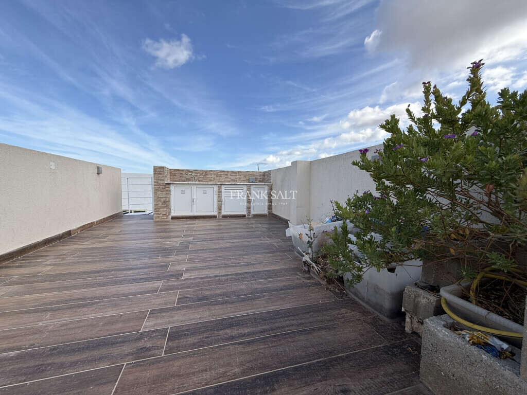 Fgura, 2 Bedrooms Bedrooms, ,2 BathroomsBathrooms,For Sale,FRSA-428142