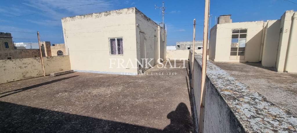 Zurrieq, 6 Bedrooms Bedrooms, ,3 BathroomsBathrooms,For Sale,FRSA-323792