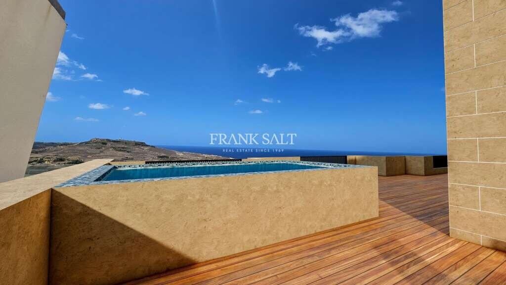 Iz-Zebbug, Gozo, 3 Bedrooms Bedrooms, ,2 BathroomsBathrooms,For Sale,FRSA-109761