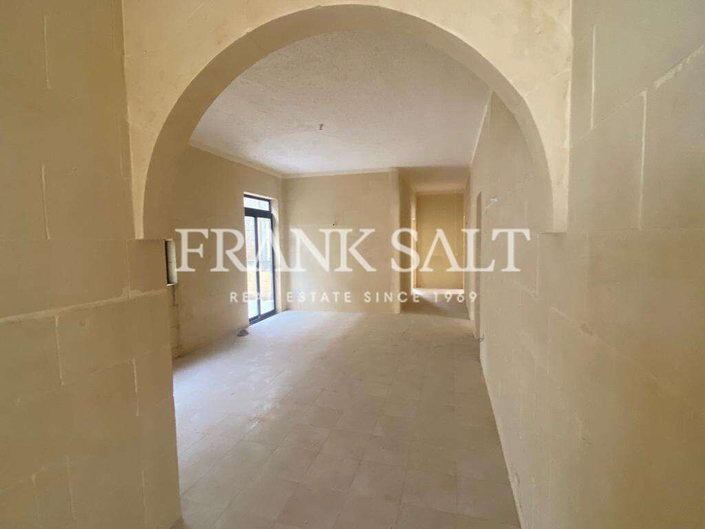 Iz-Zebbug, Gozo, 3 Bedrooms Bedrooms, ,2 BathroomsBathrooms,For Sale,FRSA-109761
