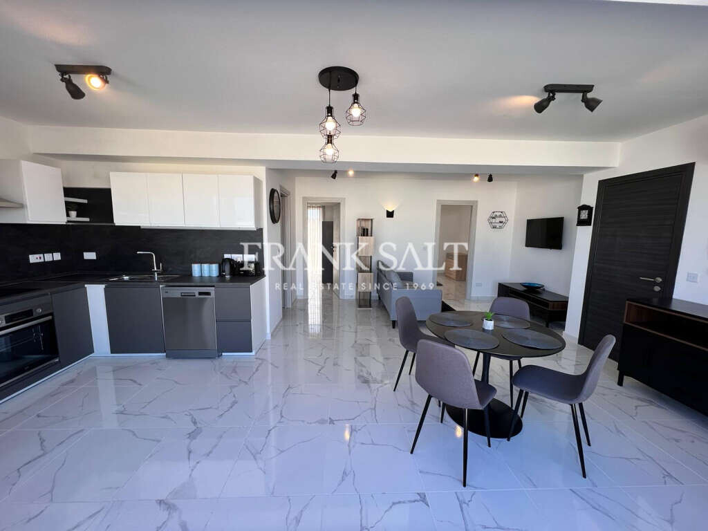 Swieqi, 3 Bedrooms Bedrooms, ,1 BathroomBathrooms,For Sale,FRSA-046049