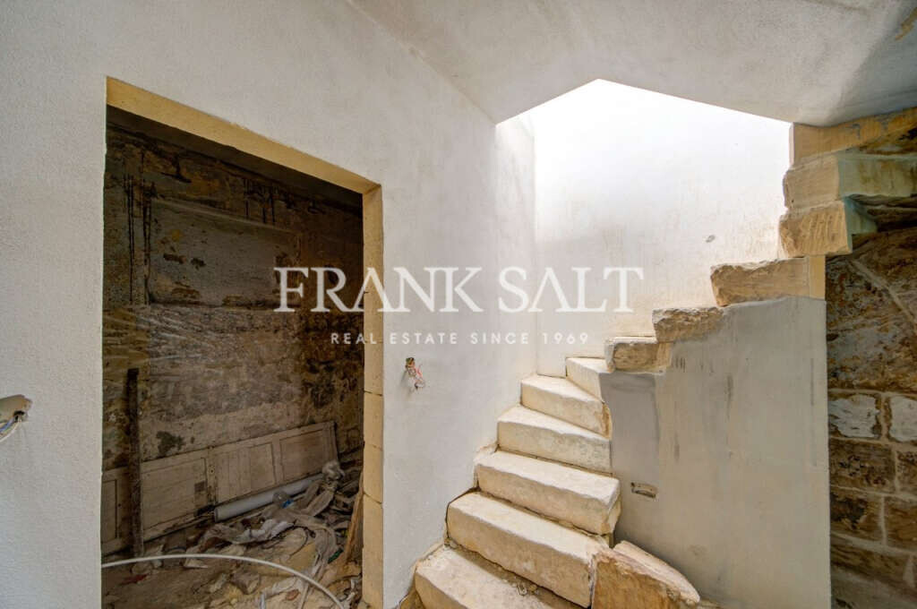 Qormi, 3 Bedrooms Bedrooms, ,1 BathroomBathrooms,For Sale,FRSA-851718