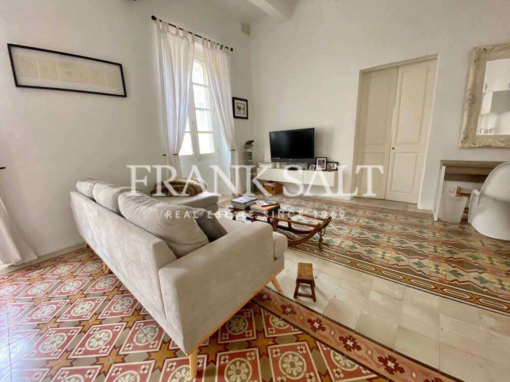 Valletta, 1 Bedroom Bedrooms, ,1 BathroomBathrooms,For Sale,FRSA-752899