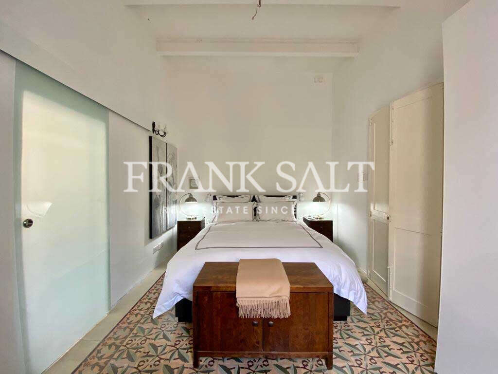 Valletta, 1 Bedroom Bedrooms, ,1 BathroomBathrooms,For Sale,FRSA-752899
