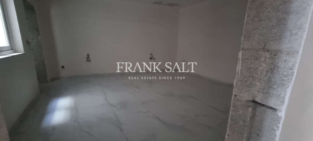 Marsascala, 3 Bedrooms Bedrooms, ,3 BathroomsBathrooms,For Sale,FRSA-323772