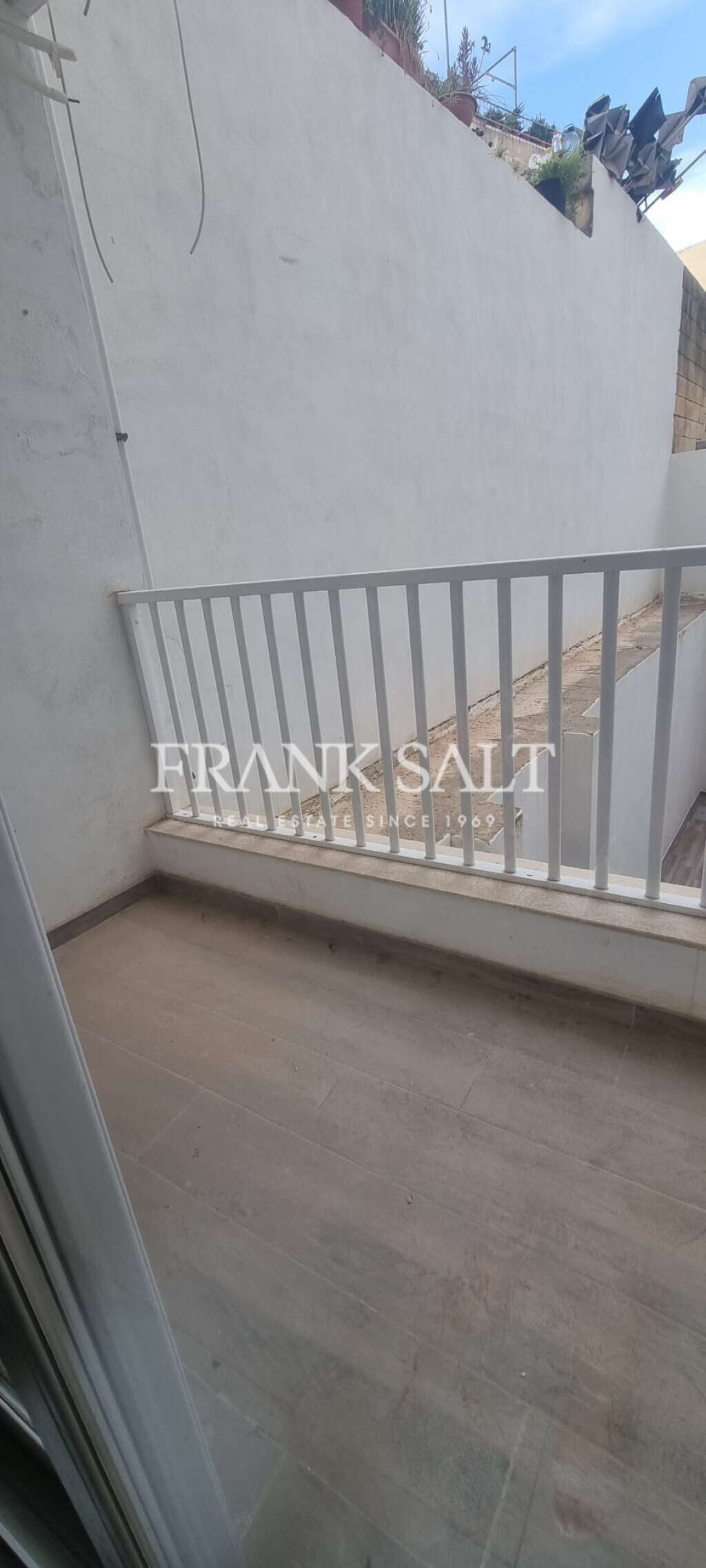 Marsascala, 3 Bedrooms Bedrooms, ,3 BathroomsBathrooms,For Sale,FRSA-323772