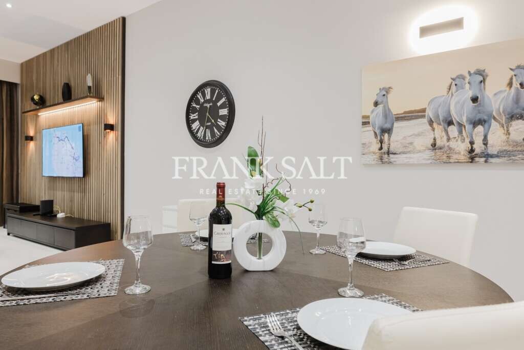 Pender Gardens, 3 Bedrooms Bedrooms, ,1 BathroomBathrooms,For Sale,FRSA-046171