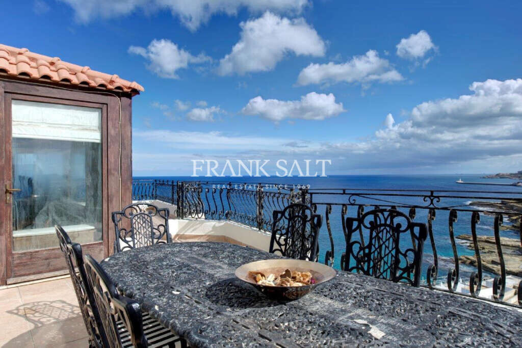 Sliema, 2 Bedrooms Bedrooms, ,For Sale,FRSA-046069