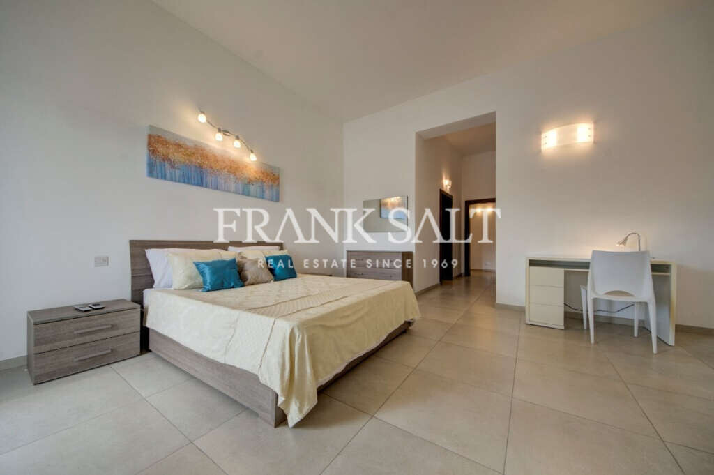 Xemxija, 3 Bedrooms Bedrooms, ,2 BathroomsBathrooms,For Sale,FRSA-034946