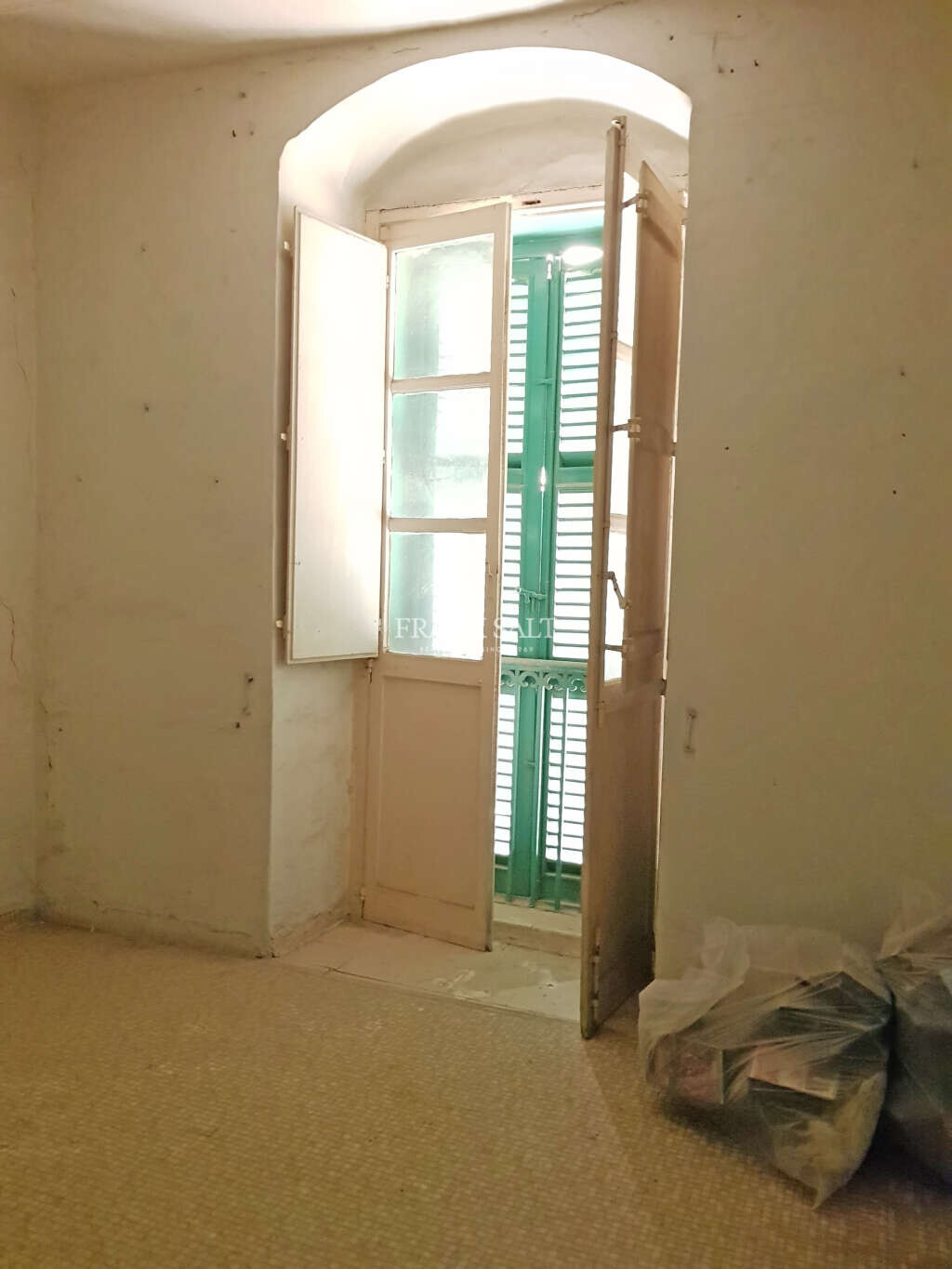 Vittoriosa, 4 Bedrooms Bedrooms, ,2 BathroomsBathrooms,For Sale,FRSA-917356