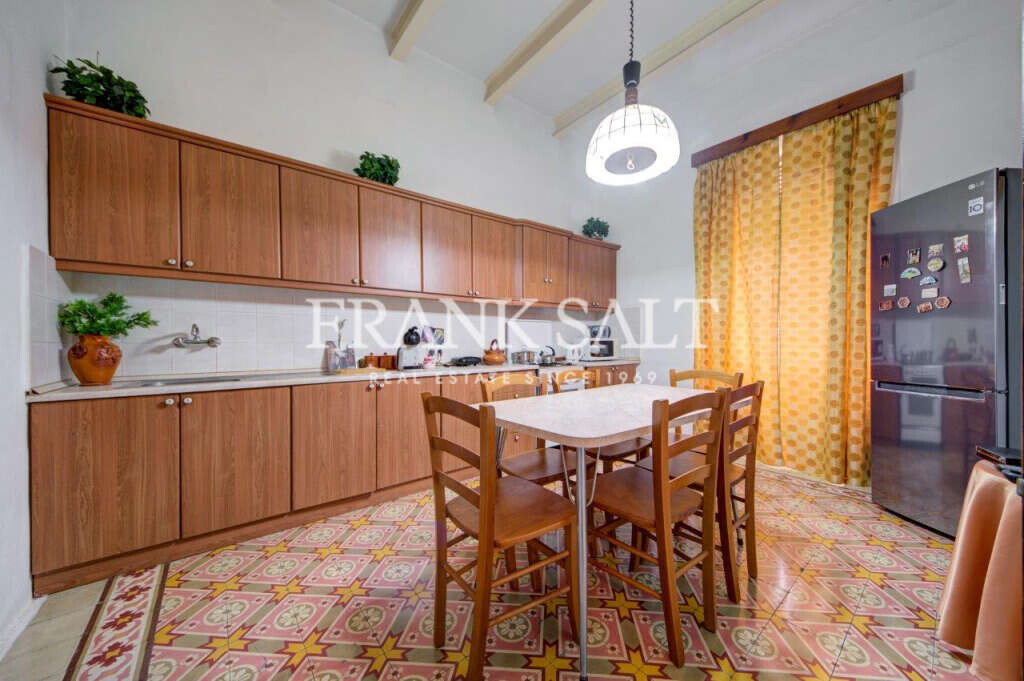 Senglea, 2 Bedrooms Bedrooms, ,1 BathroomBathrooms,For Sale,FRSA-752589