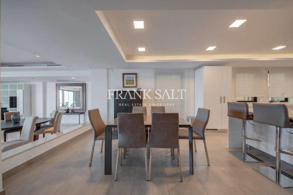 Sliema, 3 Bedrooms Bedrooms, ,2 BathroomsBathrooms,For Sale,FRSA-045997