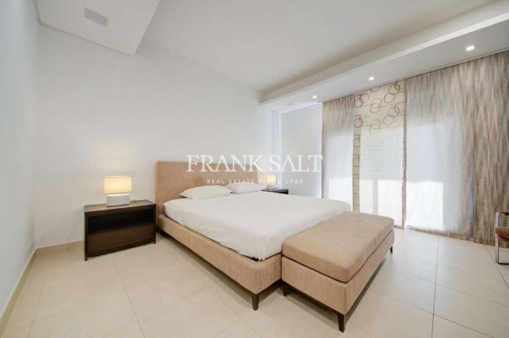 Sliema, 3 Bedrooms Bedrooms, ,2 BathroomsBathrooms,For Sale,FRSA-045997