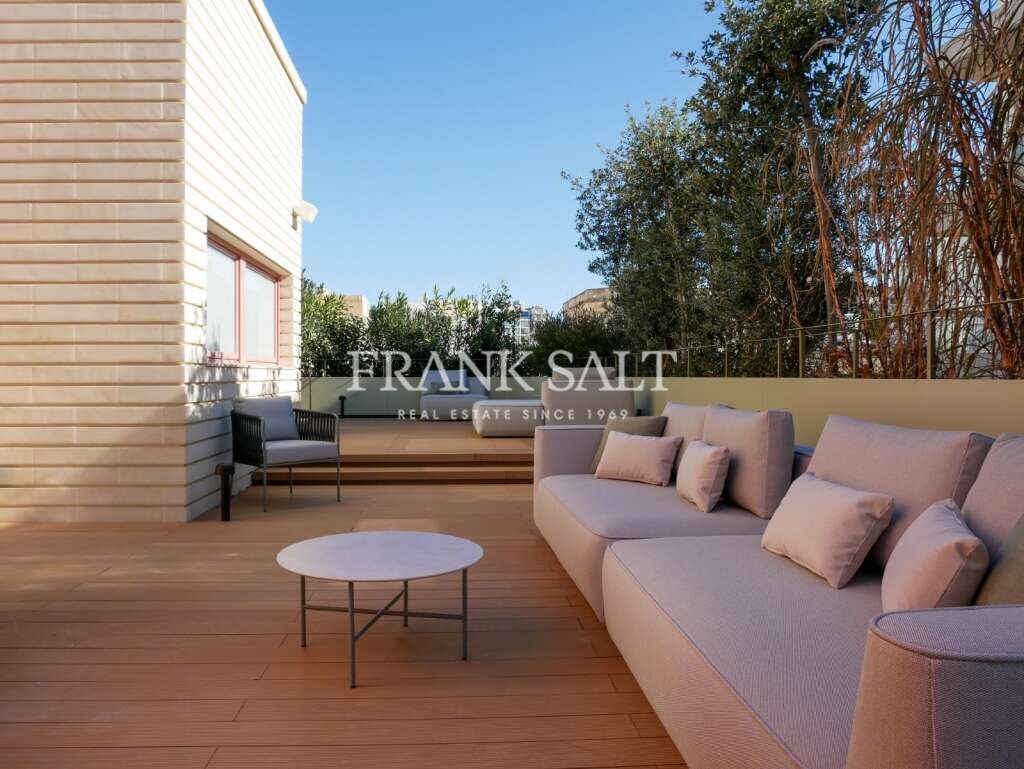 Sliema, 4 Bedrooms Bedrooms, ,5 BathroomsBathrooms,For Sale,FRSA-917291