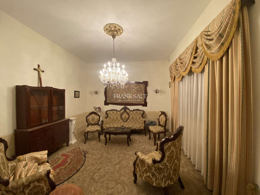 Marsascala, 3 Bedrooms Bedrooms, ,1 BathroomBathrooms,For Sale,FRSA-427974