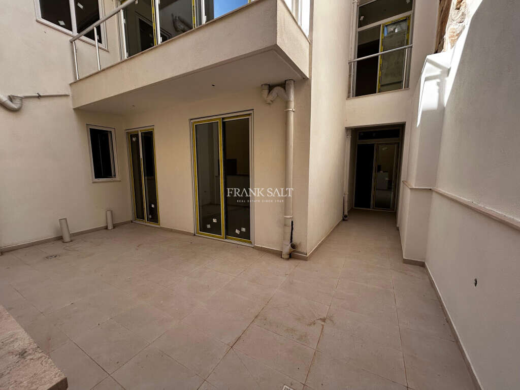 Manikata, 4 Bedrooms Bedrooms, ,2 BathroomsBathrooms,For Sale,FRSA-046058