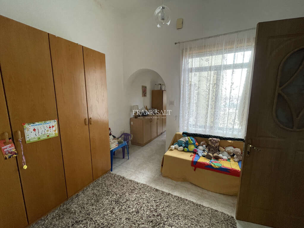 Cospicua, 3 Bedrooms Bedrooms, ,1 BathroomBathrooms,For Sale,FRSA-427918