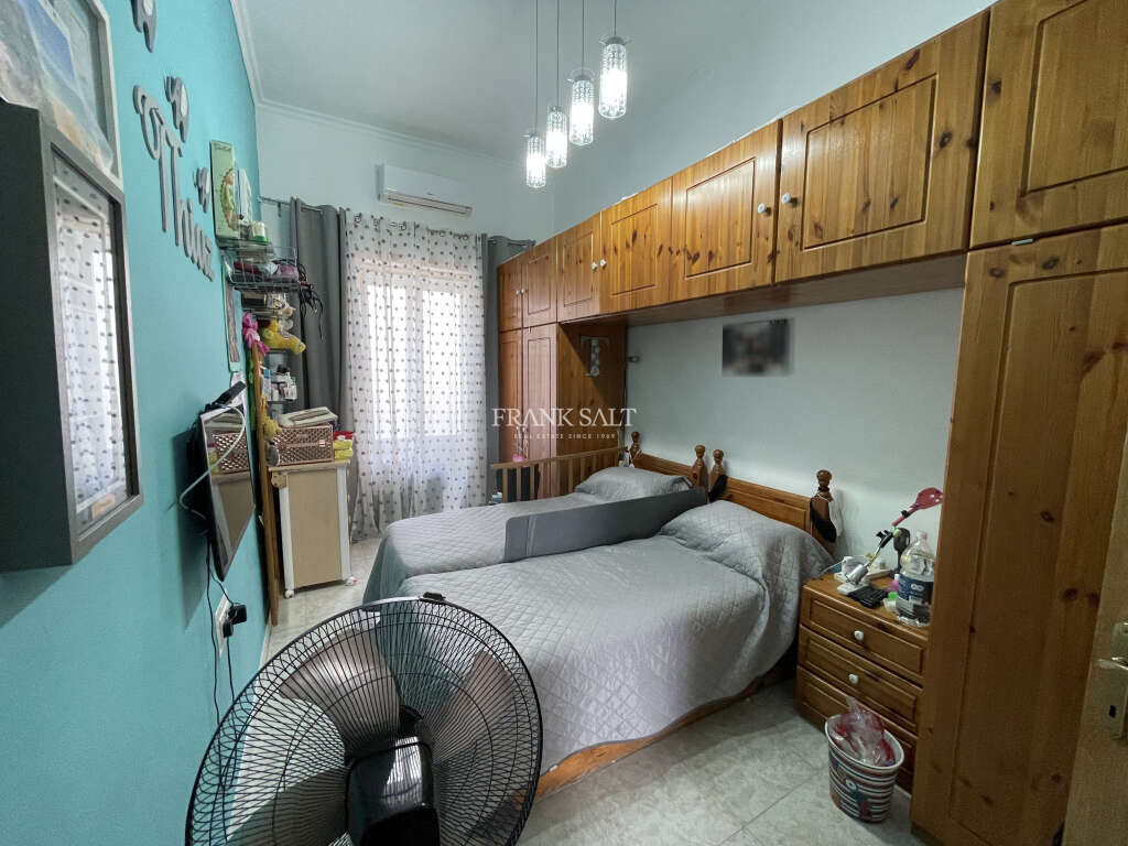 Cospicua, 3 Bedrooms Bedrooms, ,1 BathroomBathrooms,For Sale,FRSA-427918