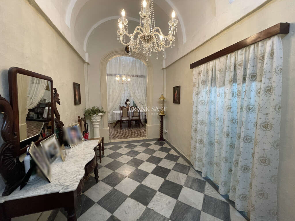 Cospicua, 3 Bedrooms Bedrooms, ,1 BathroomBathrooms,For Sale,FRSA-427918