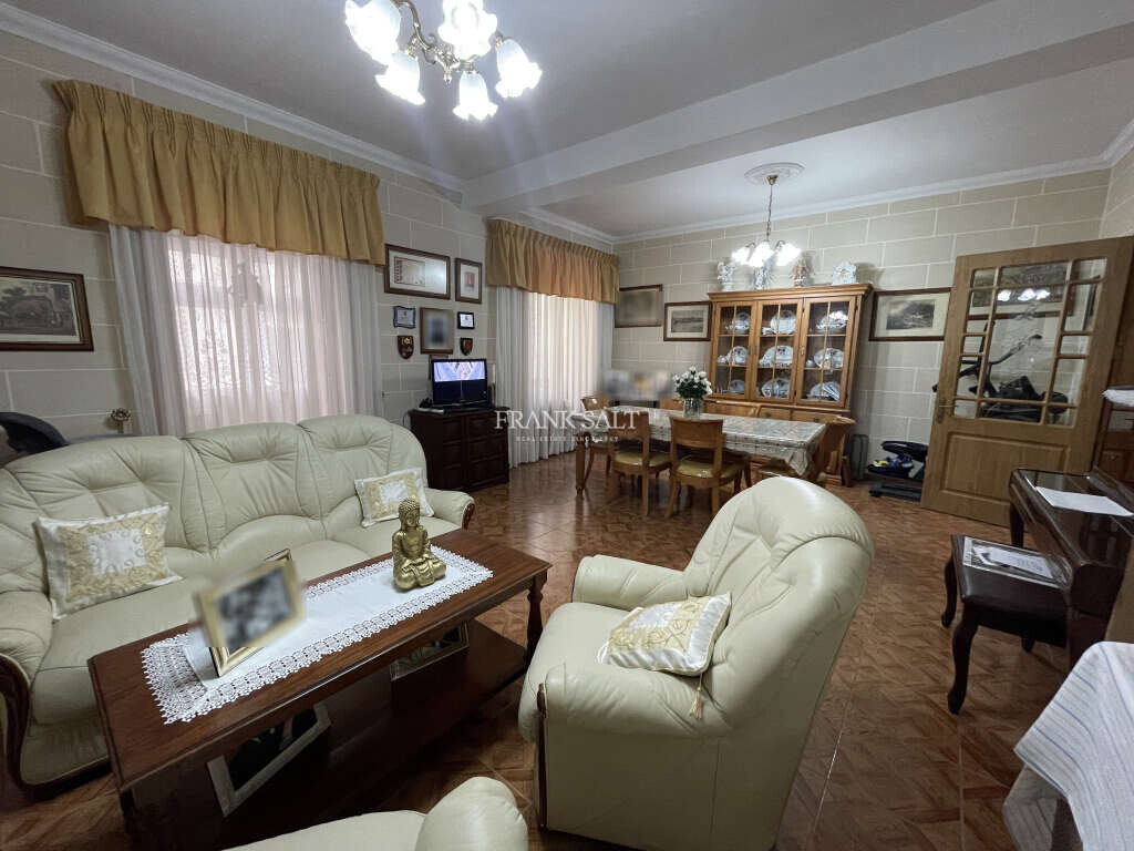 Cospicua, 3 Bedrooms Bedrooms, ,1 BathroomBathrooms,For Sale,FRSA-427918