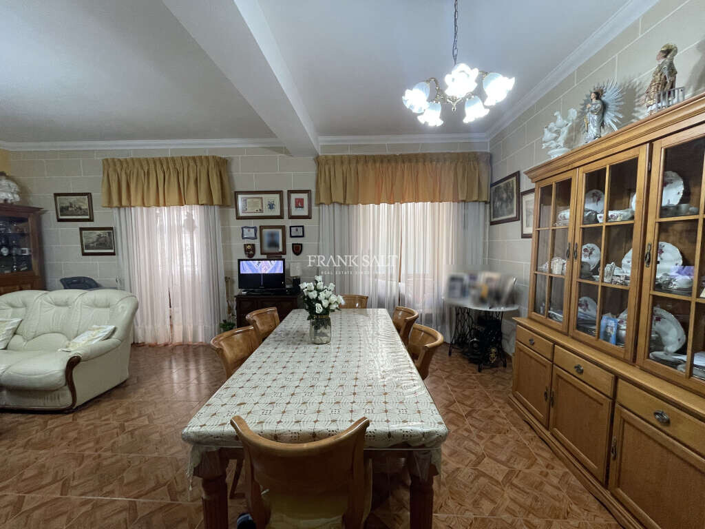 Cospicua, 3 Bedrooms Bedrooms, ,1 BathroomBathrooms,For Sale,FRSA-427918