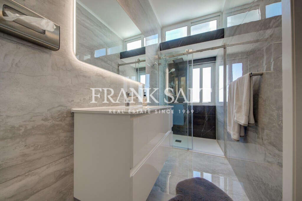 Sannat, Gozo, 3 Bedrooms Bedrooms, ,For Sale,FRSA-160887