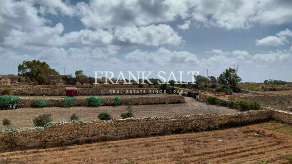 Sannat, Gozo, 3 Bedrooms Bedrooms, ,For Sale,FRSA-160887