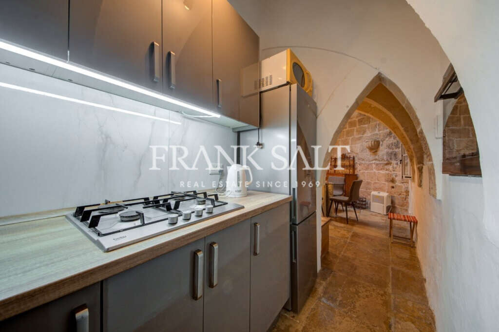 Gharghur, 3 Bedrooms Bedrooms, ,1 BathroomBathrooms,For Sale,FRSA-045721